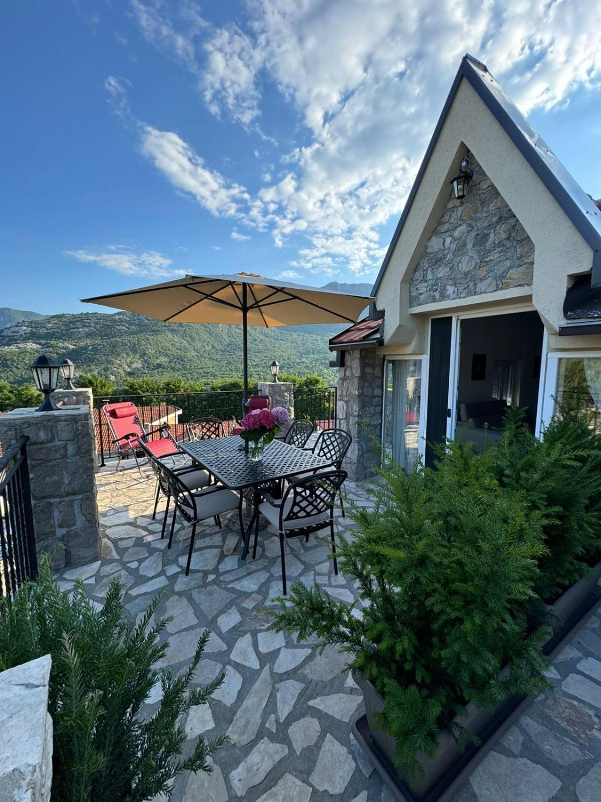 Villagio Virpazar Exterior photo